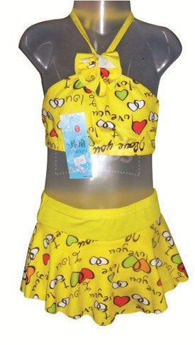 SWIMMING COSTUME GIRLS INTERNATIONAL CLASS QUALITY WITH DIFFERENT DESIGN & PATTERNS.